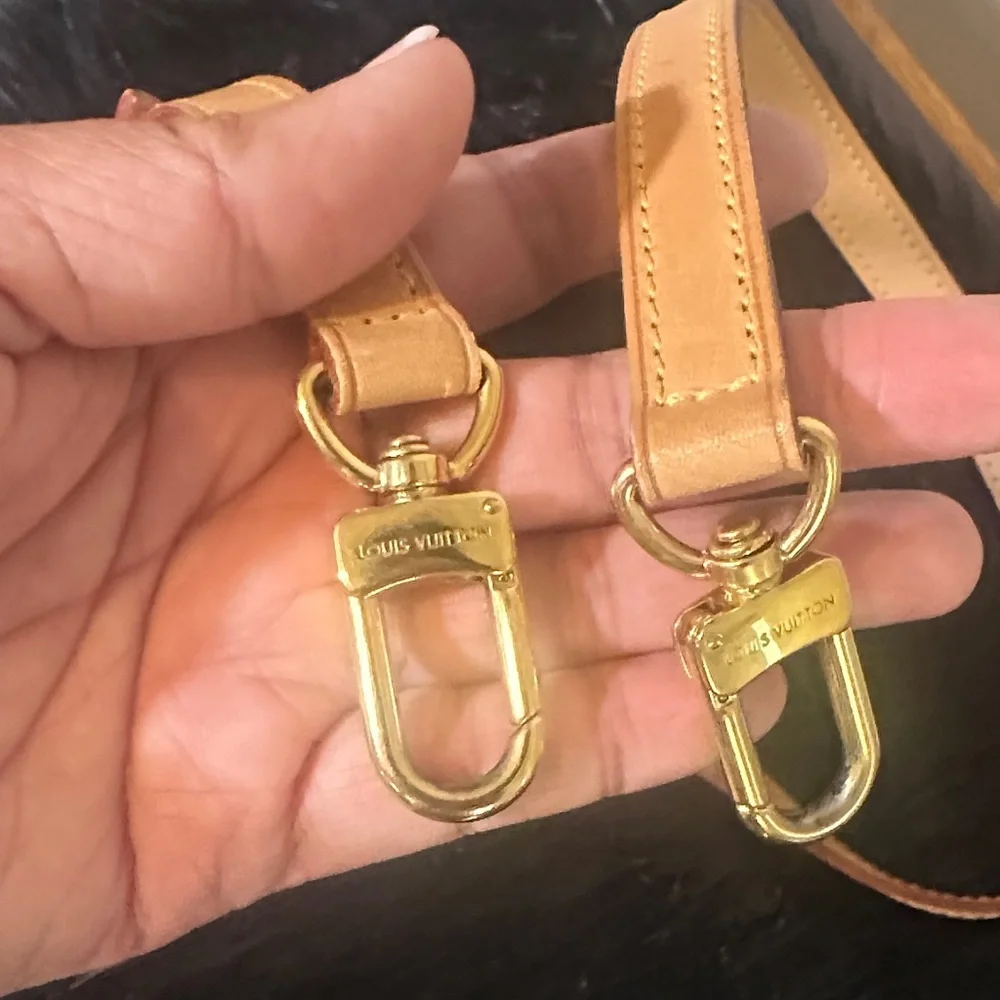 Louis Vuitton Shimmering Red Satchel - Picture 11 of 11